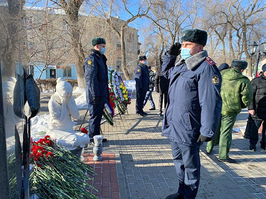 15 февраля 2021 08
